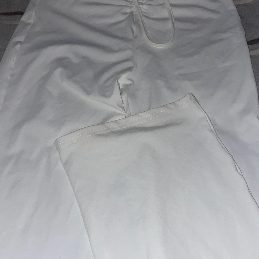 White Flares - image 1